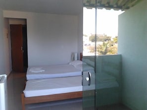 Minibar, Wi-Fi gratuit, draps fournis