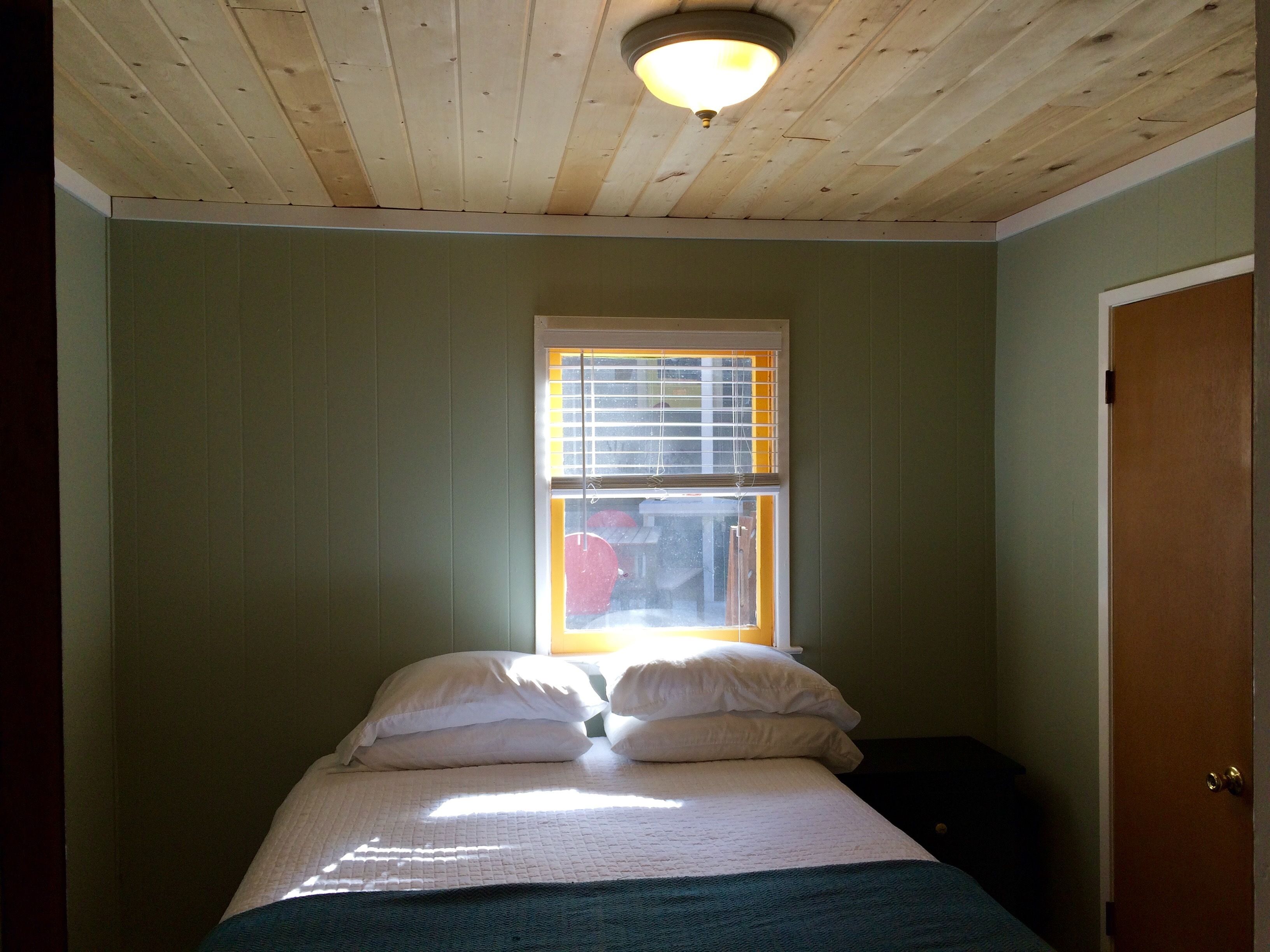 cabin, 2 bedrooms, mountain view | premium bedding, free cots/infant beds, free wifi