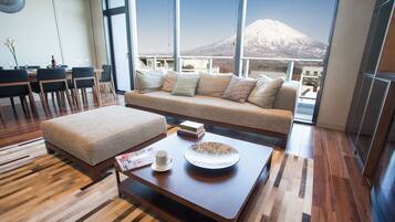 HIRAFU SUITE - 3BR, Non Smoking | Living area | Heated floors