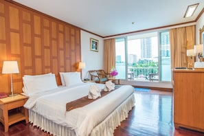 Coffres-forts dans les chambres, bureau, Wi-Fi gratuit