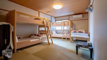 Private Family Room | In-room safe, free WiFi, bed sheets