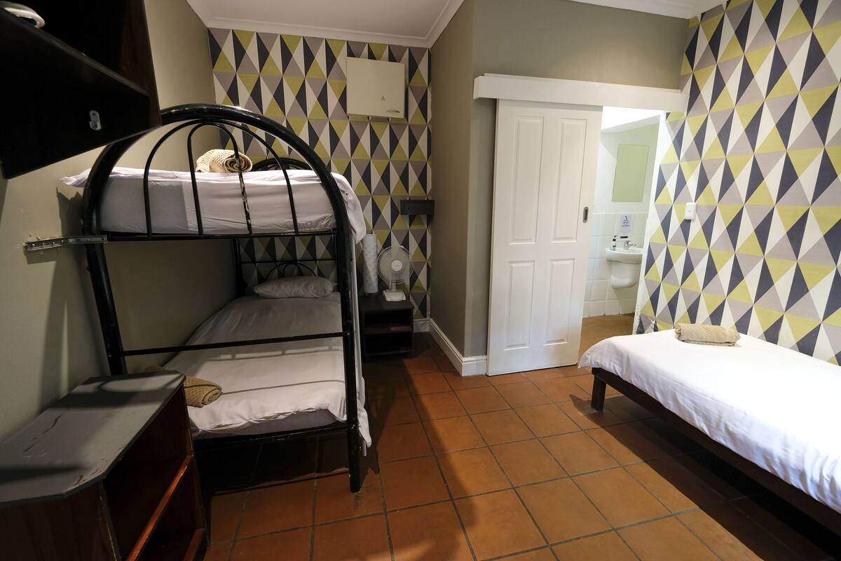 Standard Twin Room, 2 Single Beds | In-room safe, free WiFi