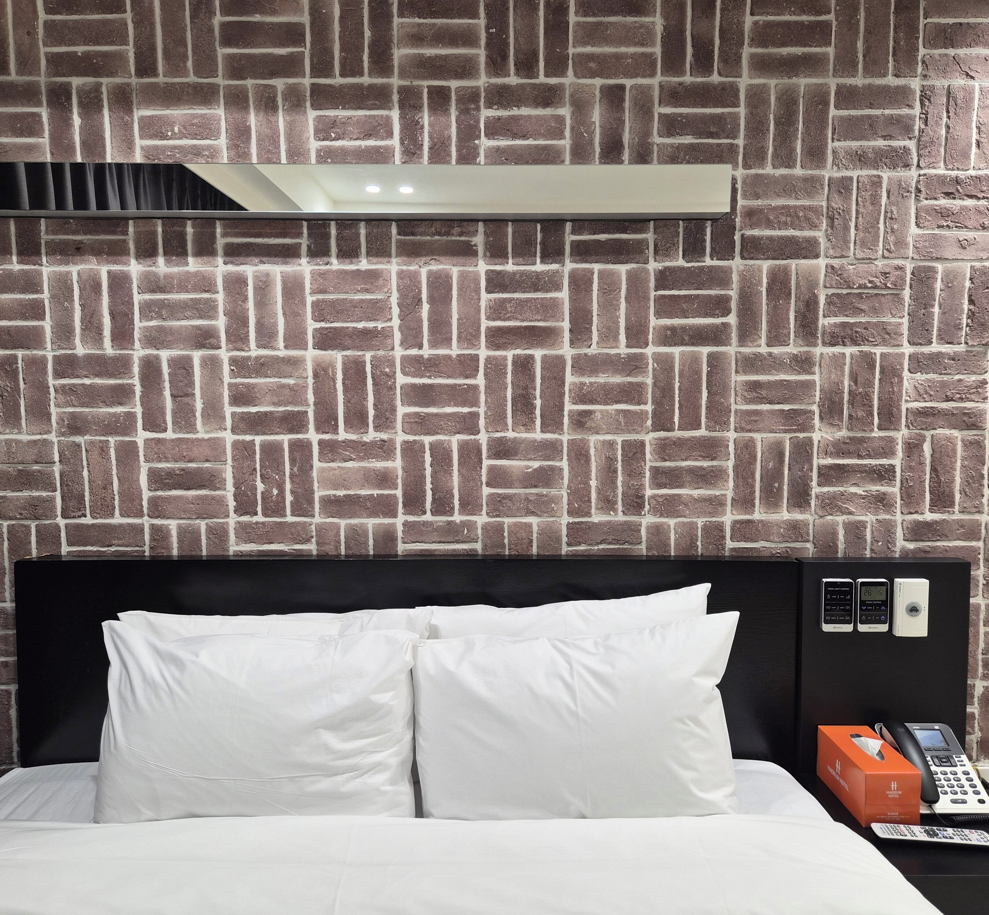 Habitación Deluxe doble | Decoración individual, mobiliario individual, escritorio