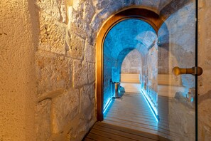 Suite (Suite Tesoro) | 1 dormitorio, ropa de cama de alta calidad, edredones de plumas