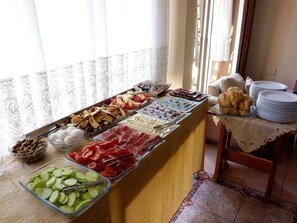 包含每日欧式早餐