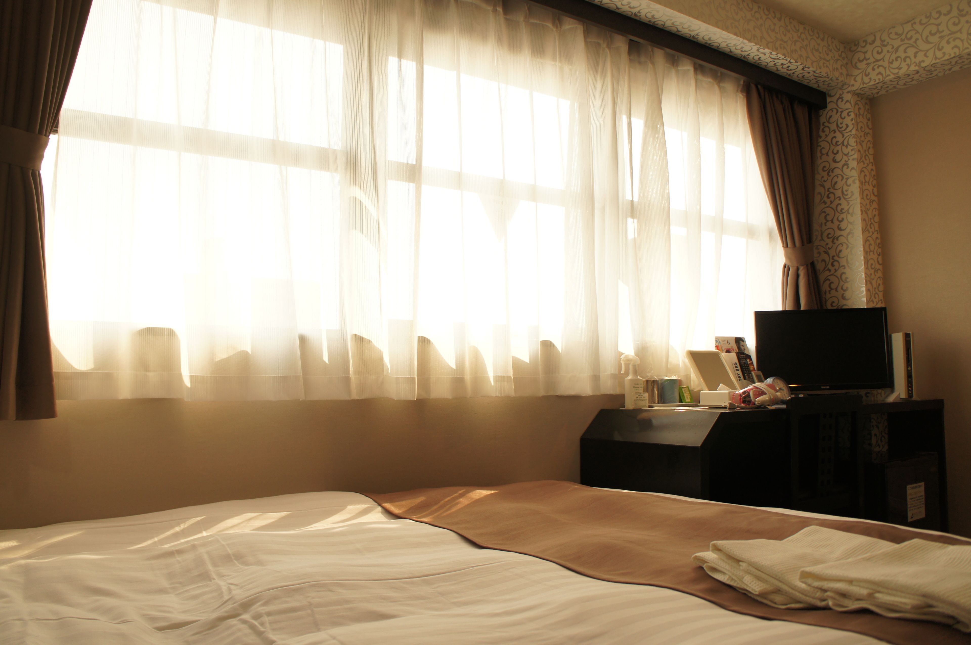 Double Room Non Smoking | Desk, blackout drapes, iron/ironing board, free WiFi