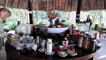 Daily buffet breakfast (THB 350 per person)