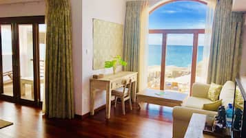 Deluxe-Zimmer | Minibar, Zimmersafe, Schreibtisch, kostenlose Babybetten