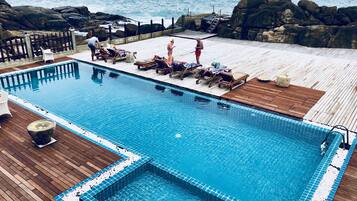 Udendørs pool, liggestole