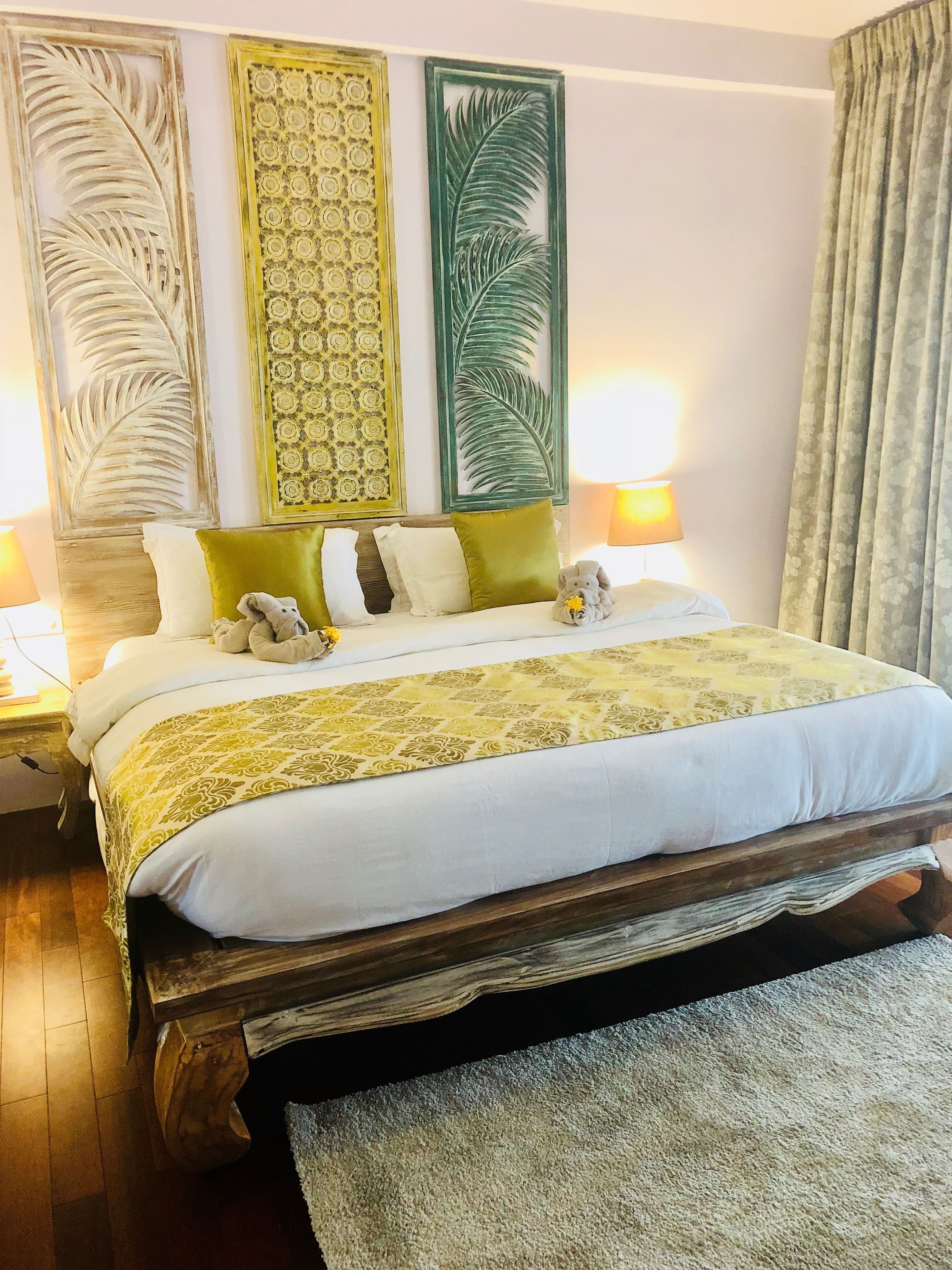 standard room | minibar, in-room safe, desk, free cots/infant beds