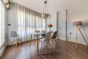 3 bedroom with terrace close beach Paseo Maritimo Antonio Machado  | Salle de séjour