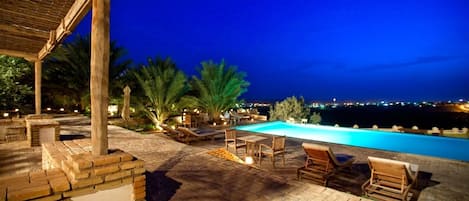 Outdoor pool, sun loungers