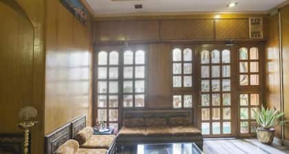 Hotel Divya