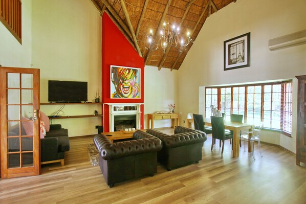 Televisión de pantalla plana 