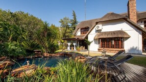 Exterior - Villa D'or Guest House (Sandton)