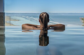 Couples treatment room(s), sauna, hot tub, steam room, body treatments - Saunton Sands Hotel Source Spa and Wellness (Braunton)