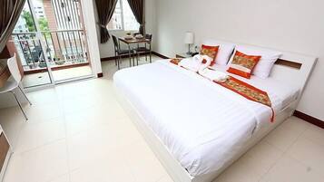 Phòng Tiêu chuẩn | Minibar, bàn, màn/rèm cản sáng, truy cập Internet không dây miễn phí