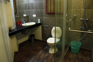 Standard Double or Twin Room, 1 Double Bed, Private Bathroom | Bathroom | Free toiletries, hair dryer, slippers, towels
