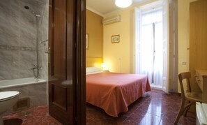 Economy Double or Twin Room | Free WiFi, bed sheets - Hostal Prim (Madrid)