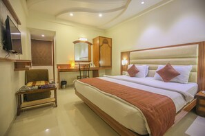 Standard Room, 1 Double Bed, Private Bathroom