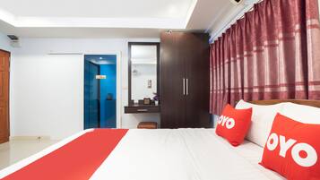 Dobbeltrom – deluxe | Minibar, safe på rommet, skrivebord og wi-fi (inkludert)