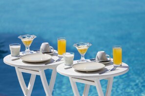 Free daily buffet breakfast  - Anamar Blu (Mykonos)