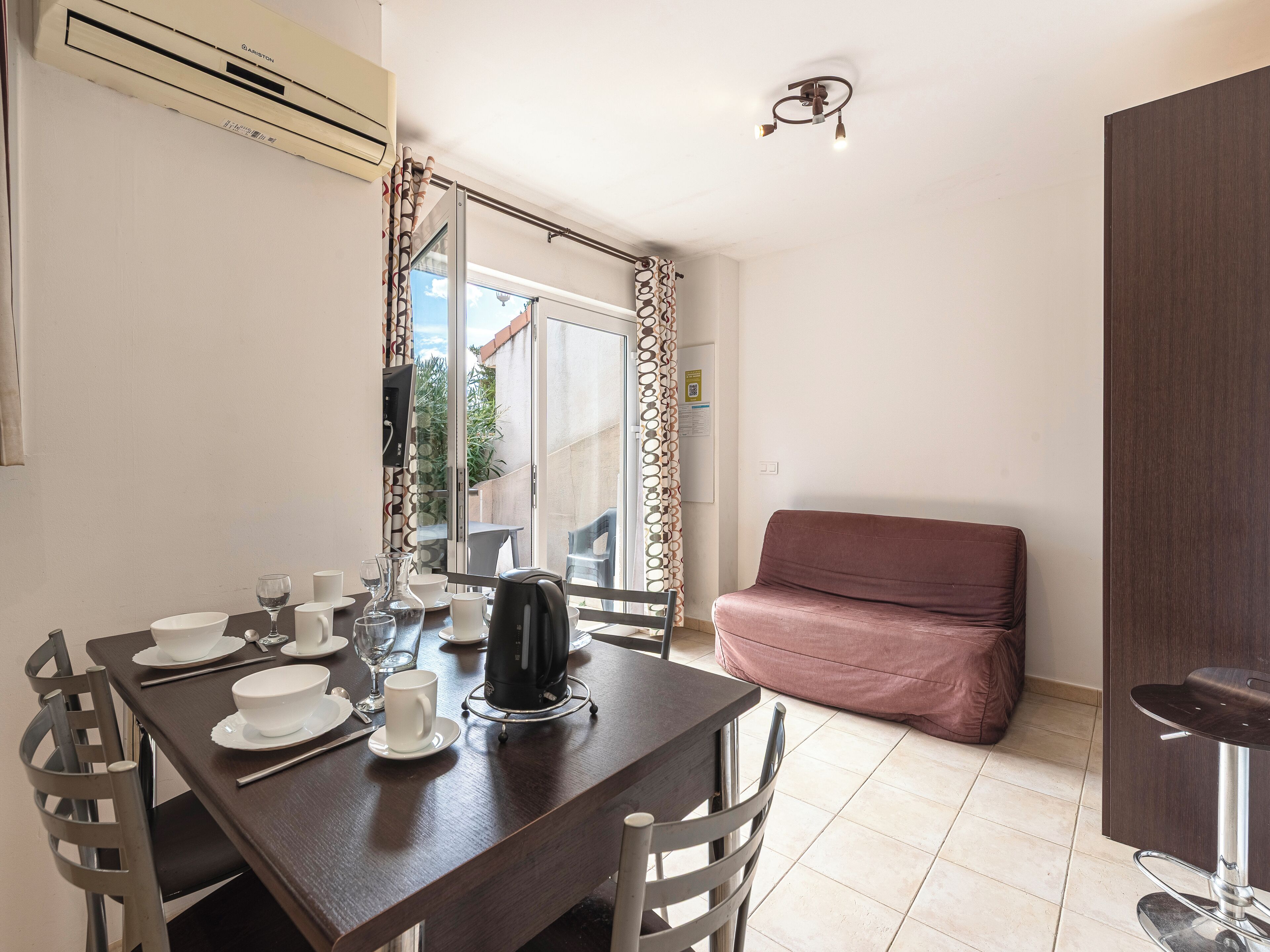 Maison 3 pièces 6 personnes | Coin séjour | Télévision à écran plat