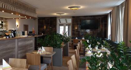 Hotel Schöne Aussicht