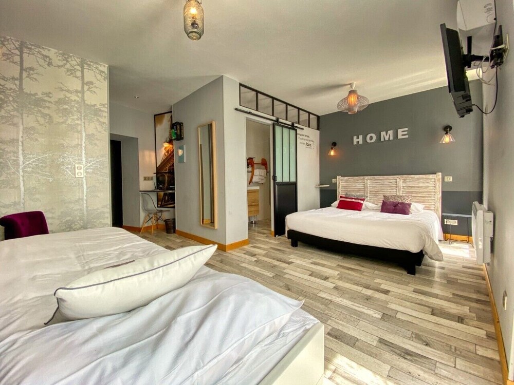 2 Star Hotels