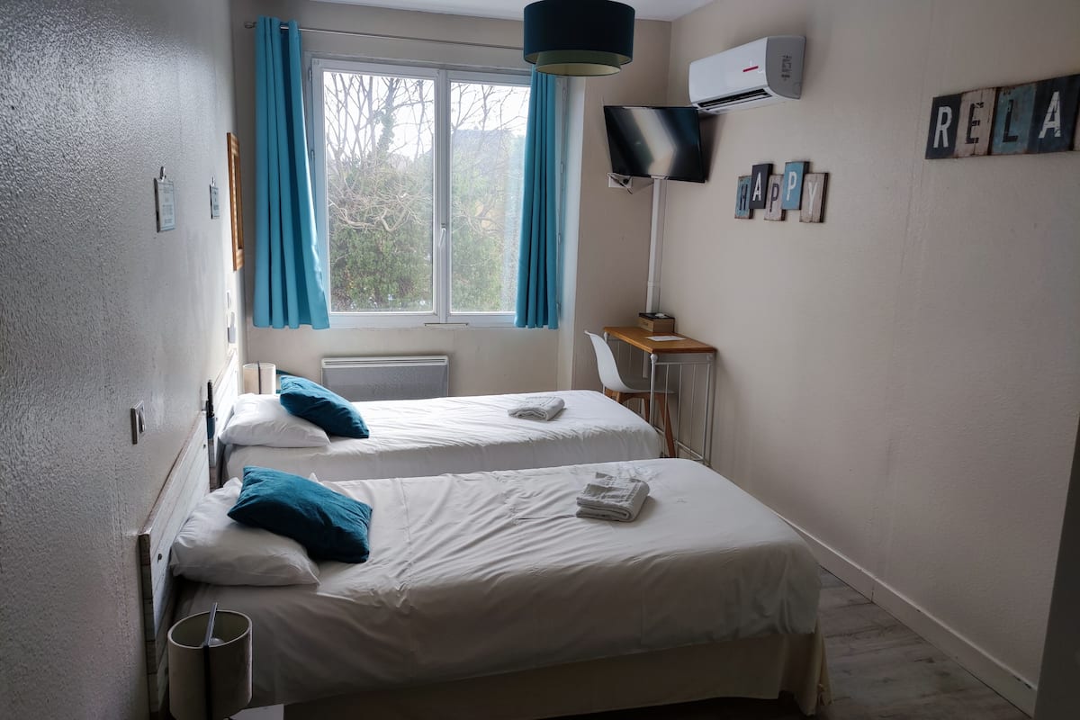 twin room, garden view | 1 bedroom, premium bedding, in-room safe, blackout curtains