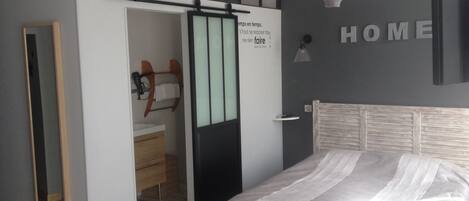 Premium Triple Room, Garden View