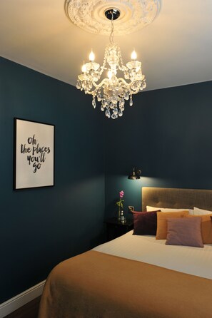 Phòng đôi Superior, 1 giường cỡ king | Phòng cách âm, bàn ủi/dụng cụ ủi quần áo