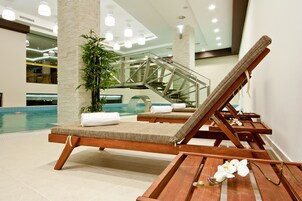 Sauna, bañera de hidromasaje, baño turco, tratamientos corporales 