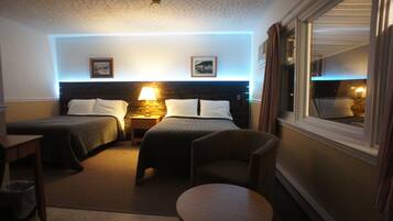 Double Room, 2 Double Beds, Non Smoking