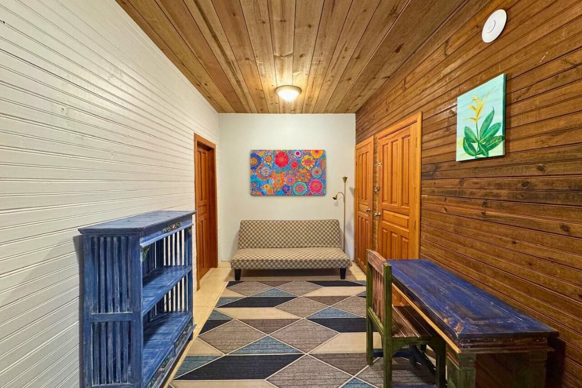 Classic Apartment | 3 bedrooms, individually decorated, individually furnished