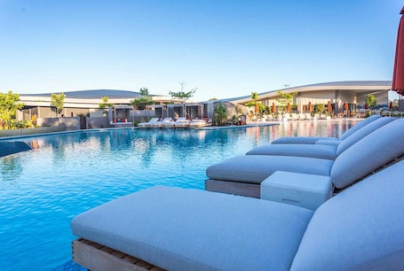Sundeck