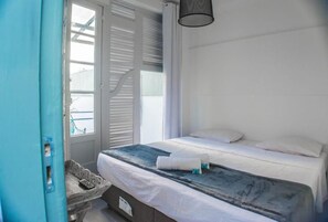 Wifi gratis y ropa de cama 