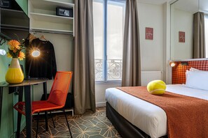 Classic Double Room | Premium bedding, in-room safe, desk, blackout curtains - Hotel Olympic Paris Boulogne by Patrick Hayat (Boulogne-Billancourt)