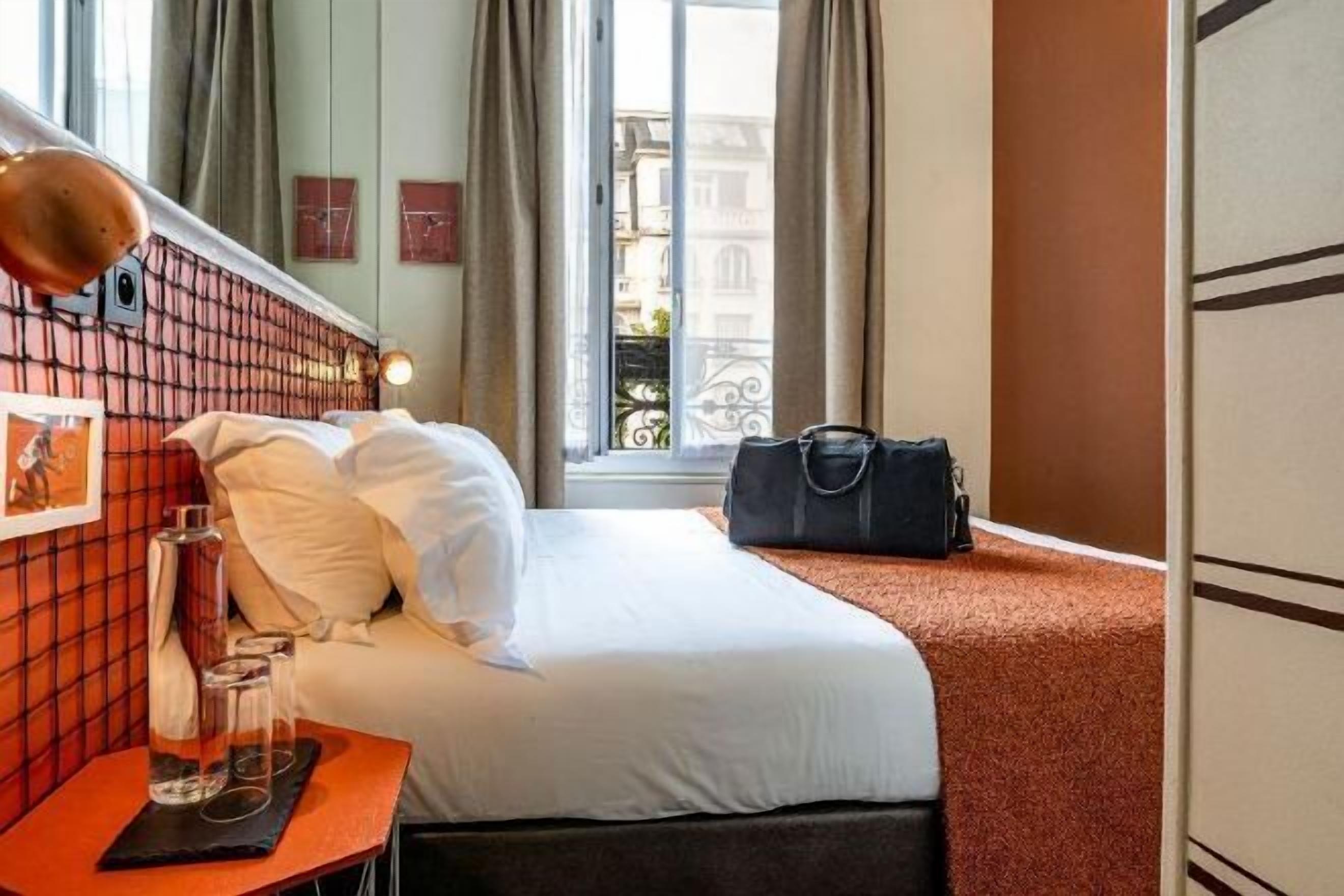 Premium bedding, in-room safe, desk, blackout curtains