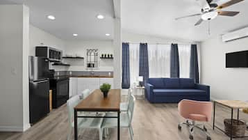 Deluxe-suite | Opholdsområde | Smart-tv