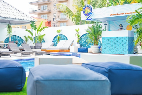Poolside bar