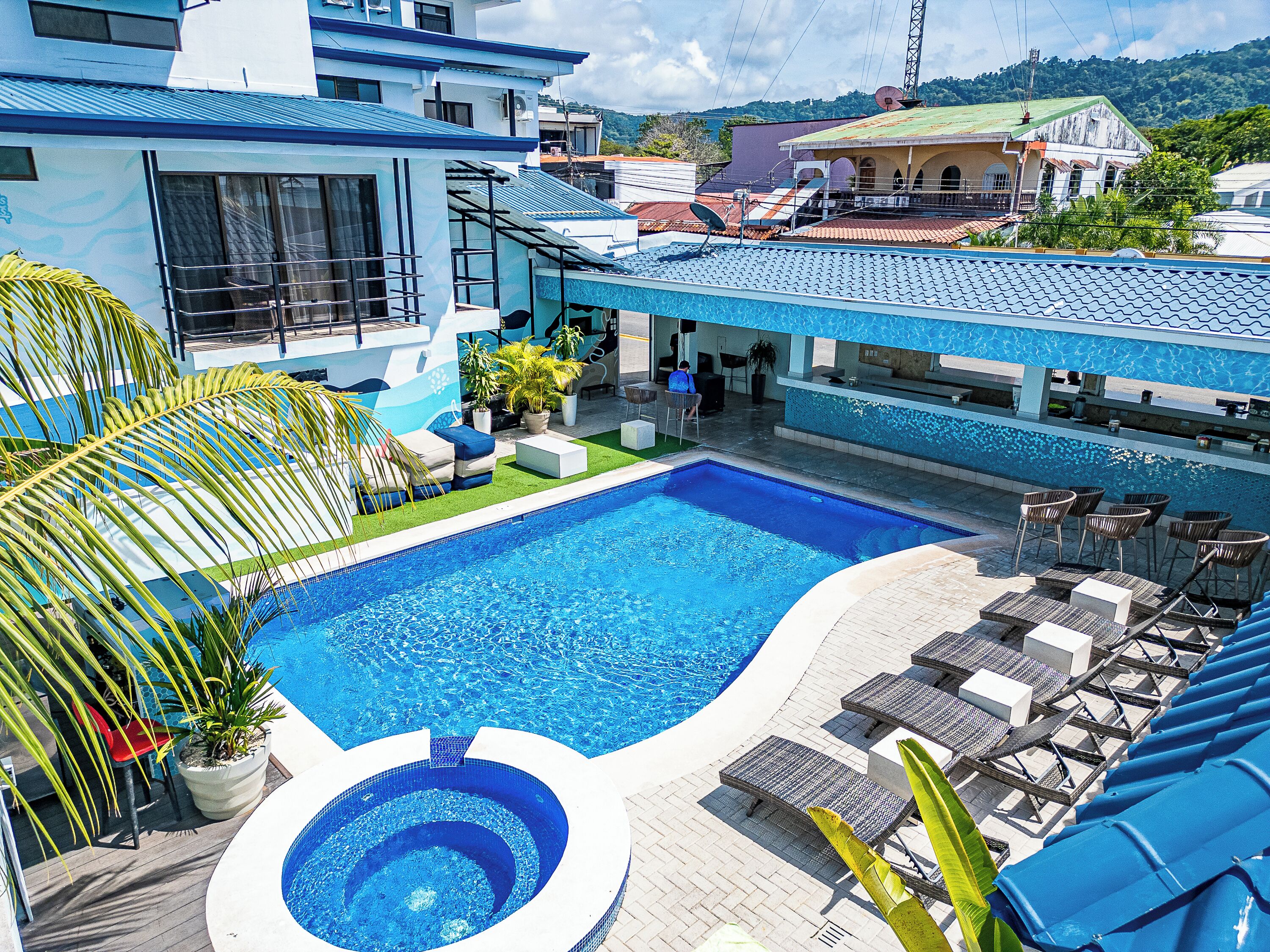 outdoor pool, pool loungers