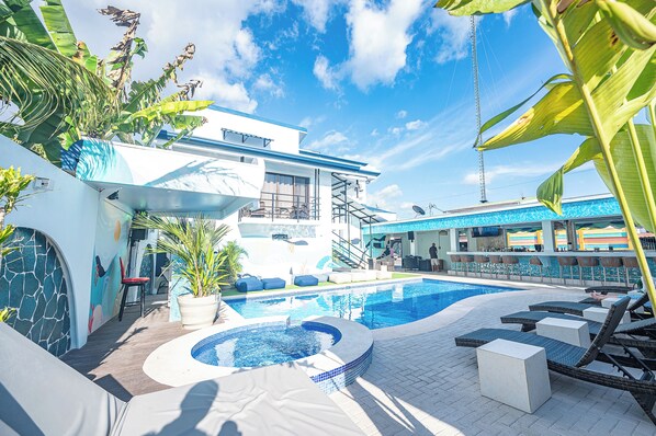 Garden - Oz Hotel & Sports Bar (Jacó)