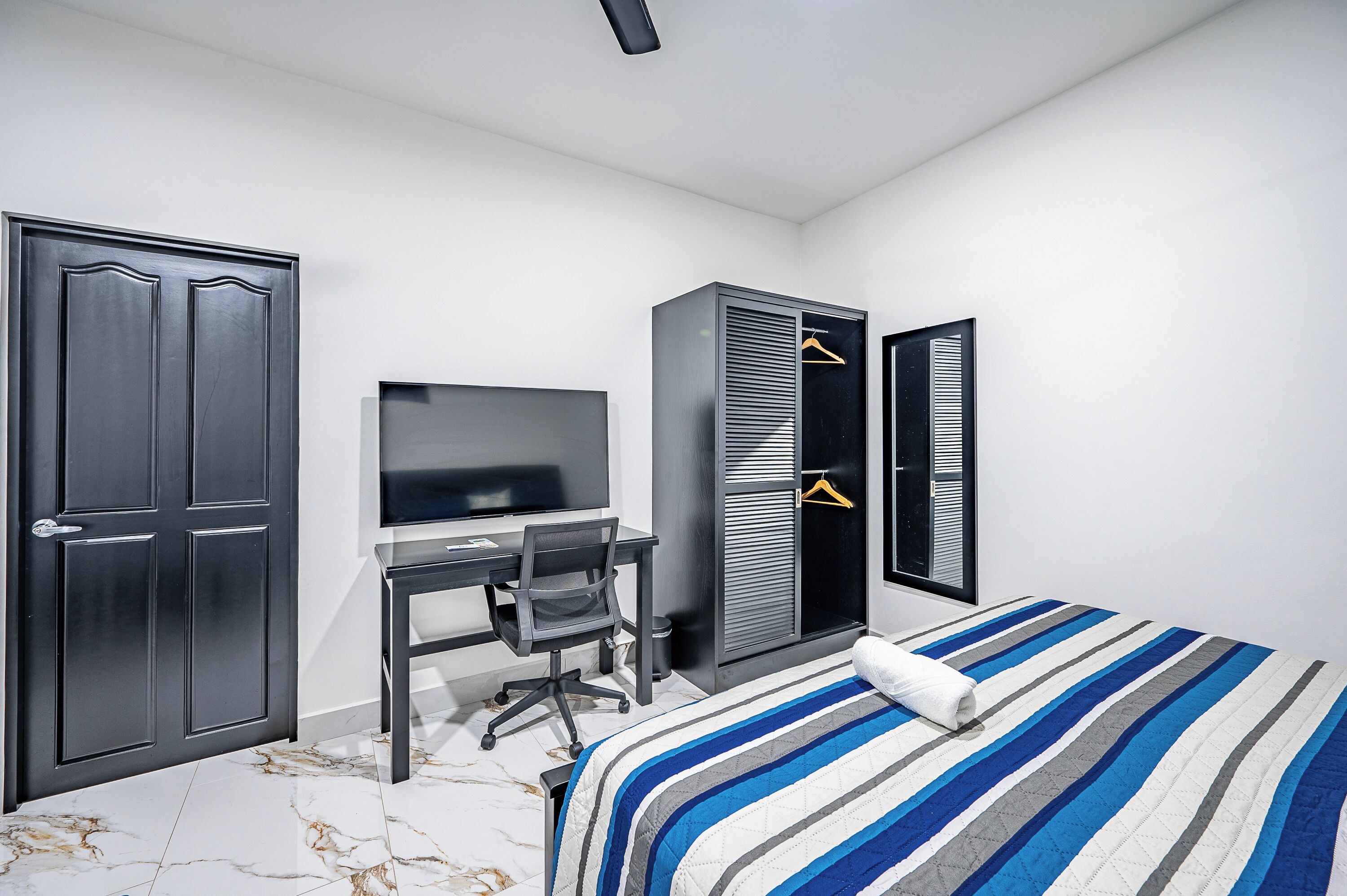 standard room, multiple beds | view from room