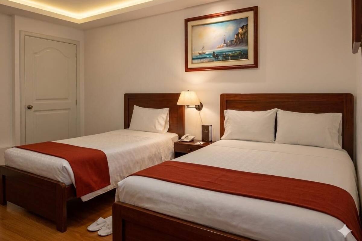 Double Room | Down duvets, in-room safe, individually furnished, desk