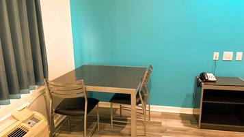 Free WiFi, bed sheets