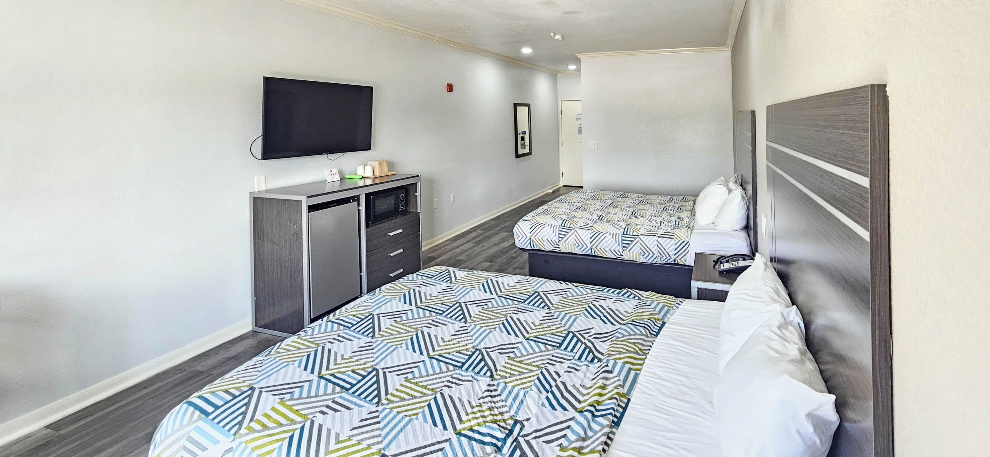 WiFi (free), bed sheets