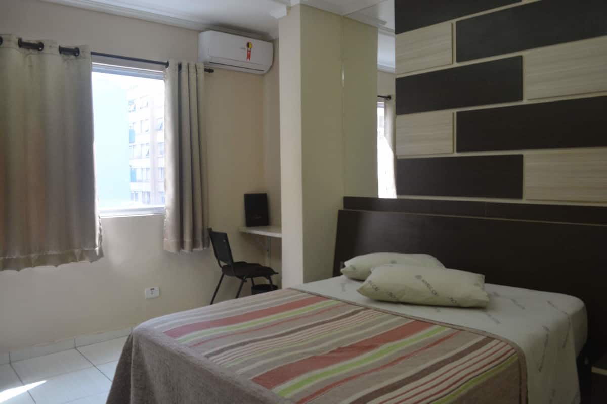 Minibar, una cassaforte in camera, una scrivania, tende oscuranti