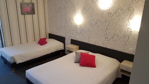 Triple Room | Premium bedding, desk, iron/ironing board, cots/infant beds