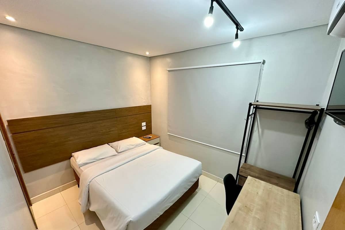 Basic Double Room | Free WiFi, bed sheets